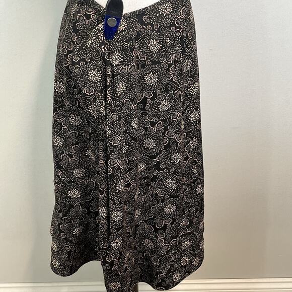 Context Woman Skirt Plus size 2X Black Brown Floral Slinky Knee A Line Modest - Picture 7 of 8